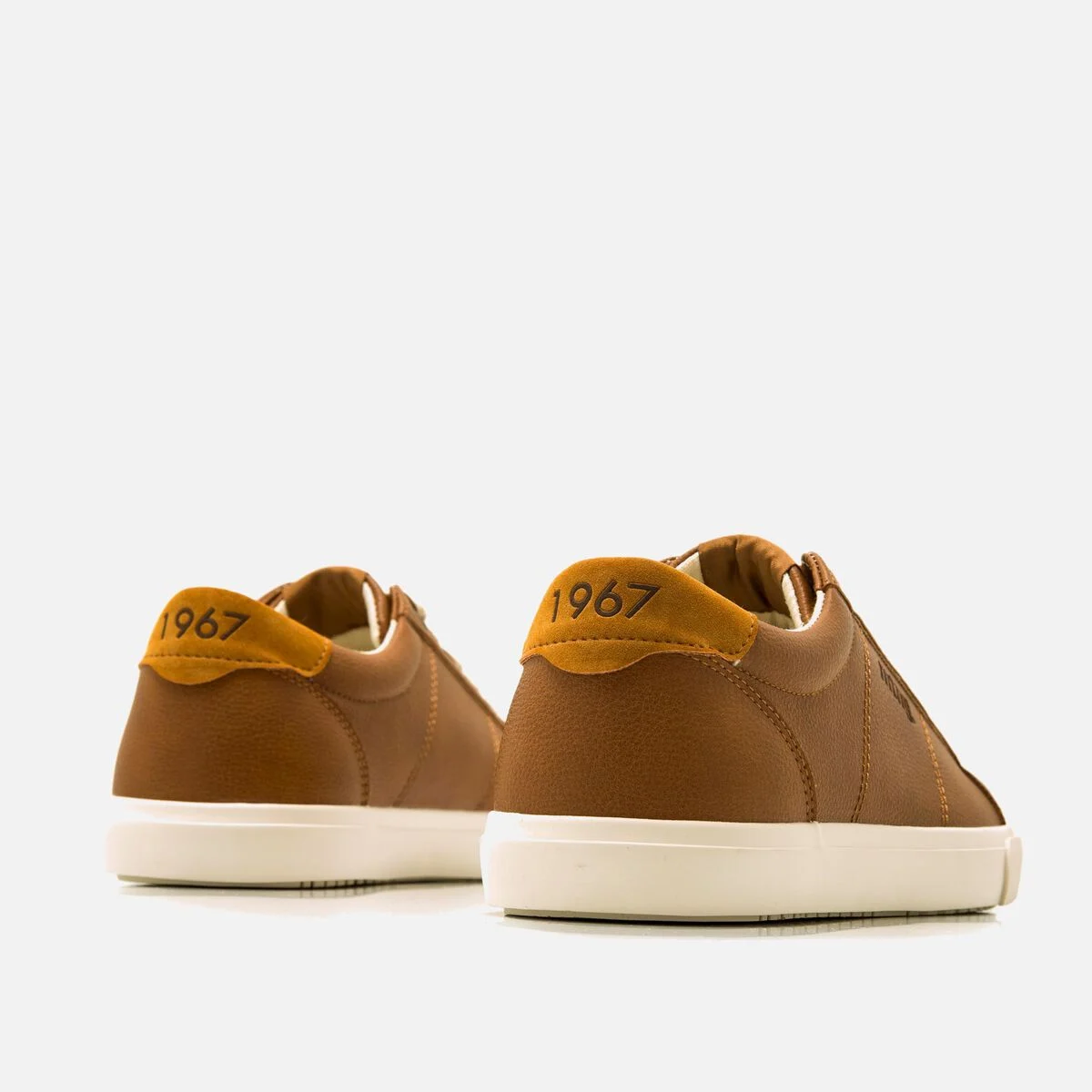 Sapatilha ARIA MTNG Tan 5