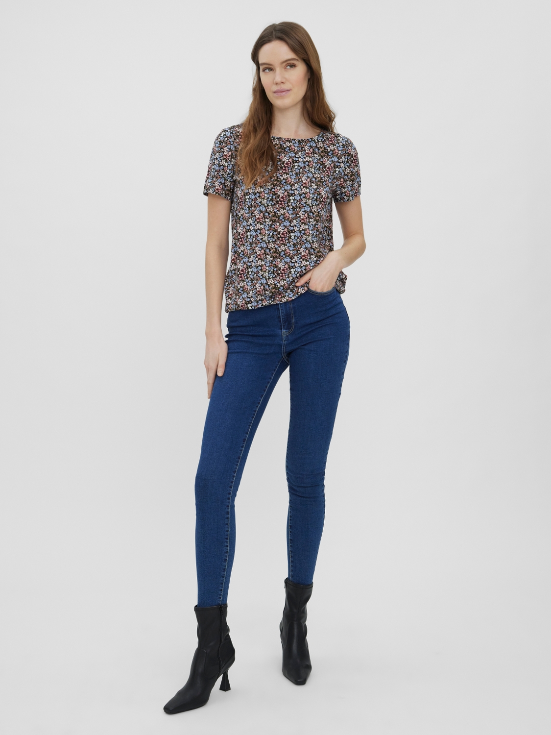 Blusa VMEASY Veromoda Black Cille 1