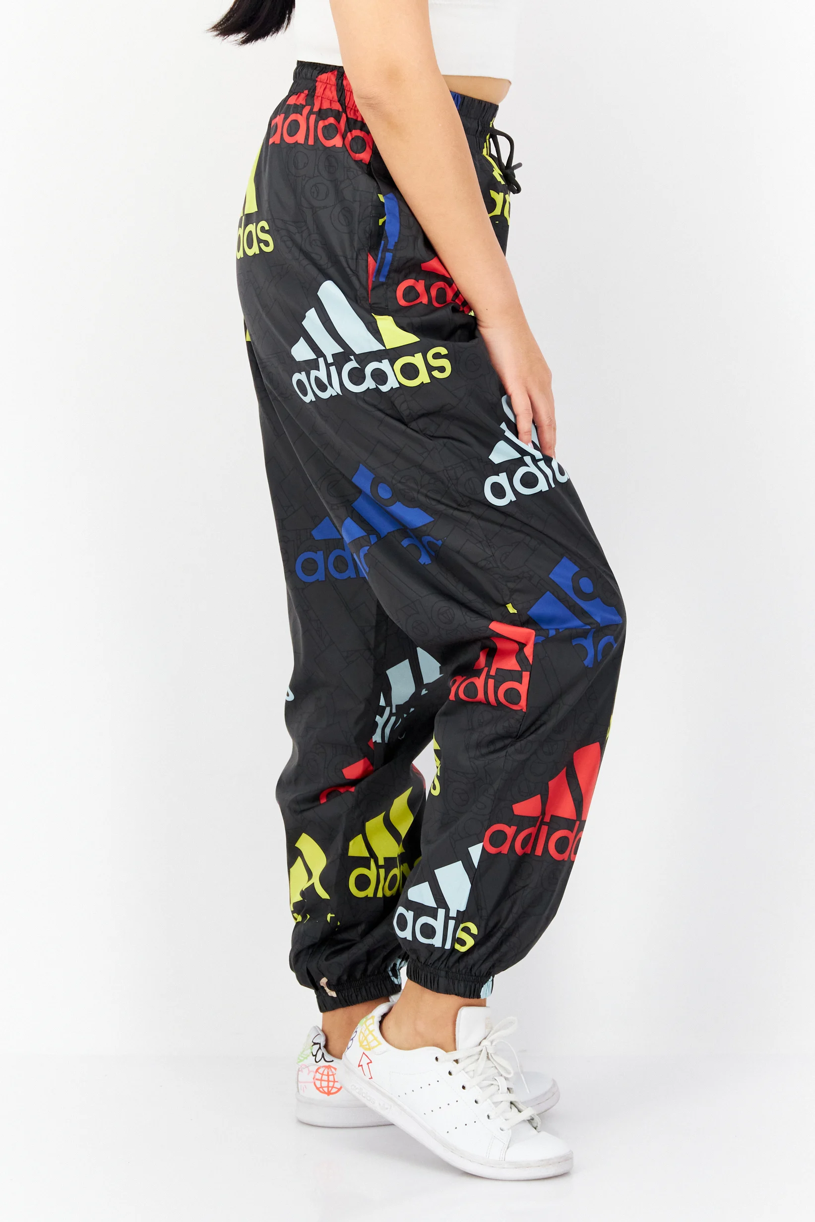 Calça HL4457 Adidas Multicolor 1