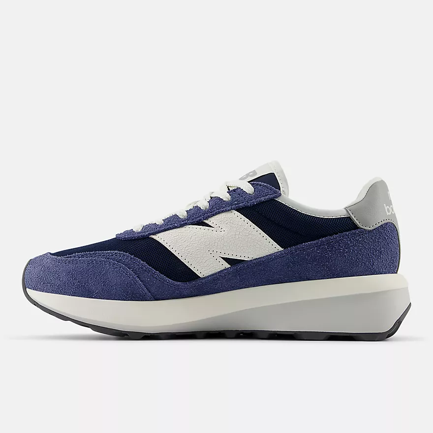 Sapatilha U370AG New Balance Navy 2