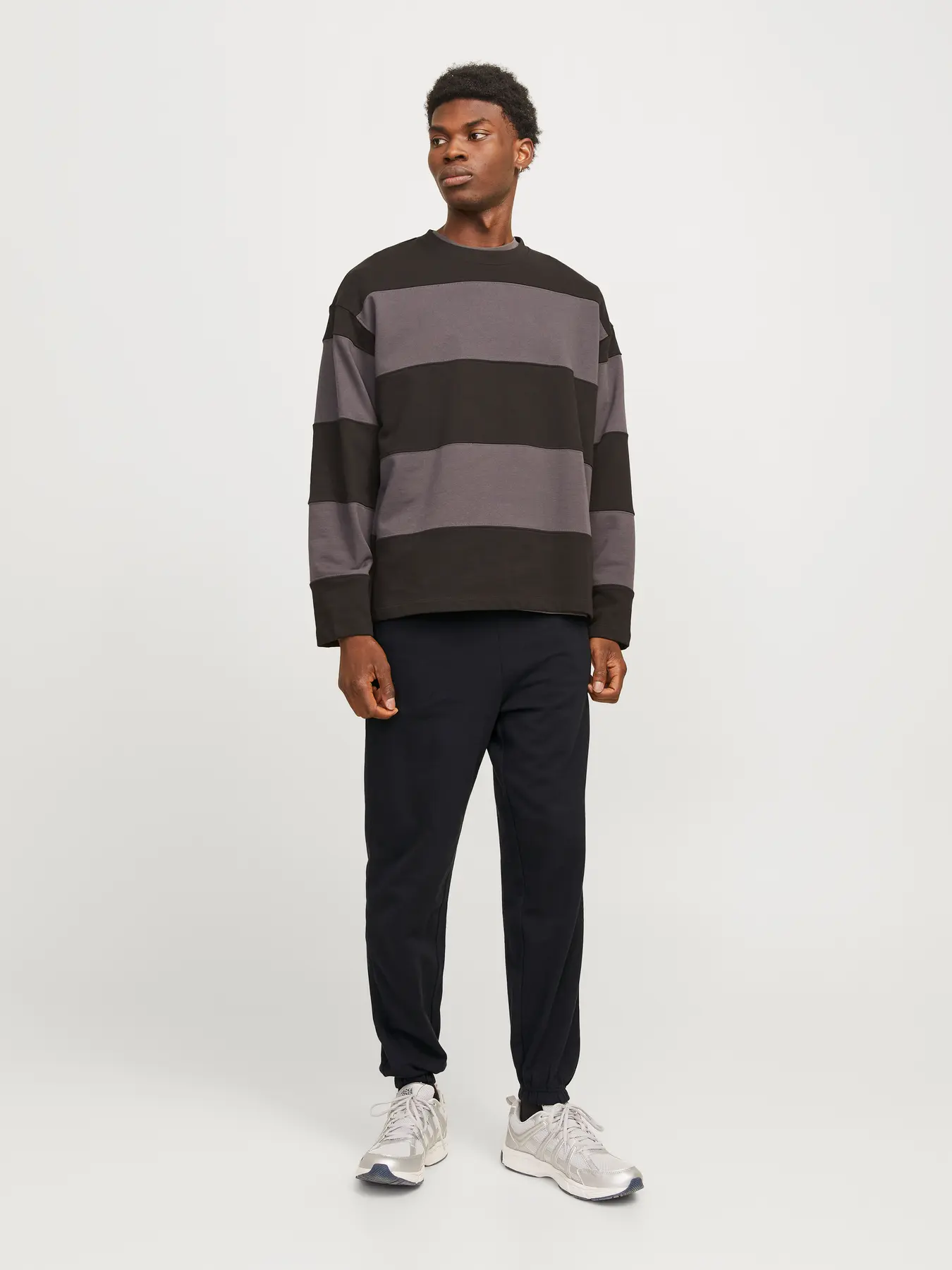 JPSTMORGAN CHARGE SWEAT PANTS 2