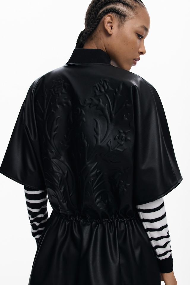 Poncho REVIVAL RICHMOND Desigual 1