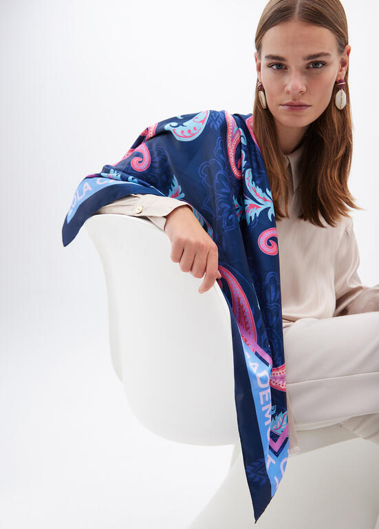 Lenço PAISLEY Lola Casademunt 1