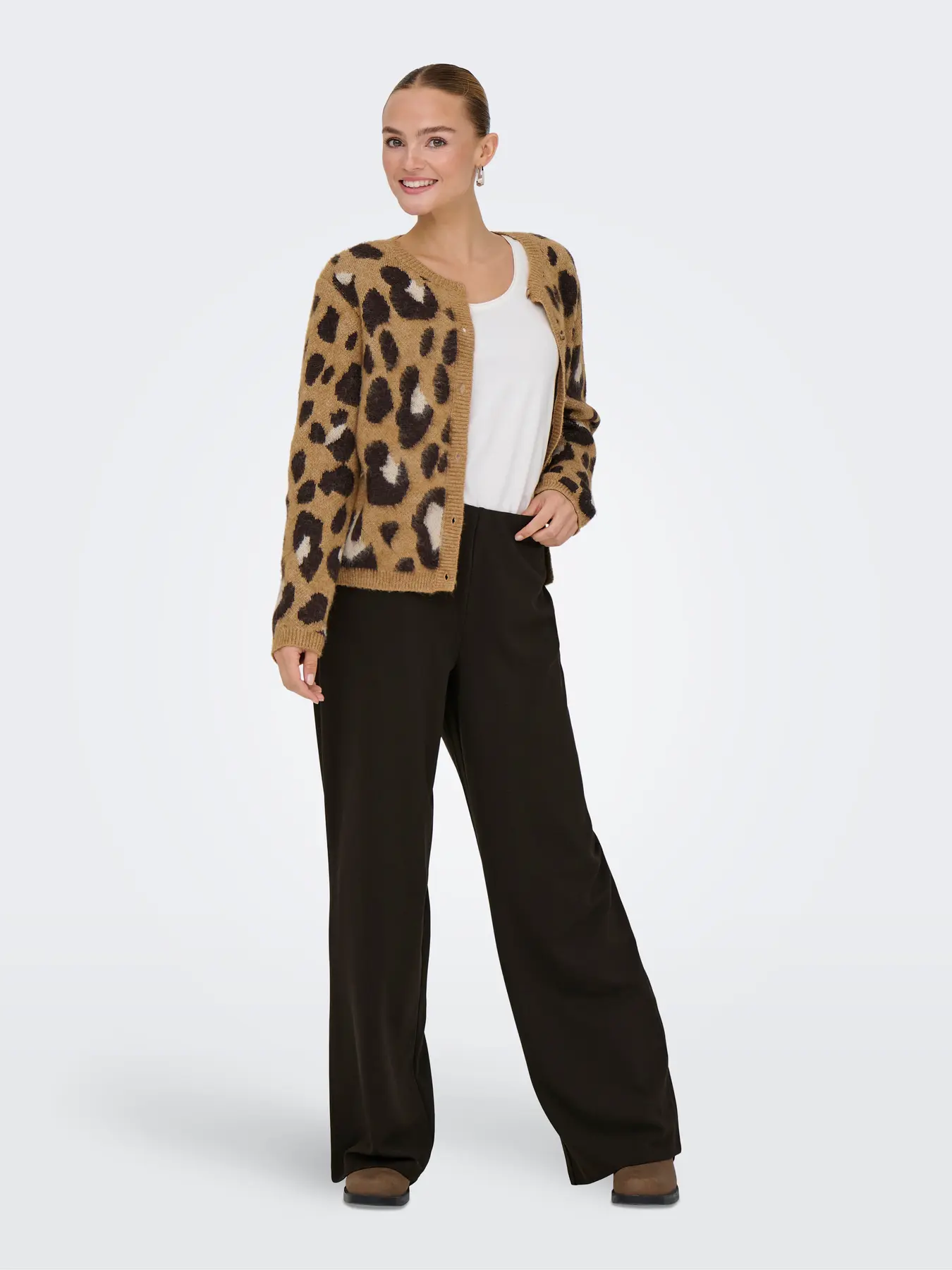 Calças GEGGO JDY Chocolate 1