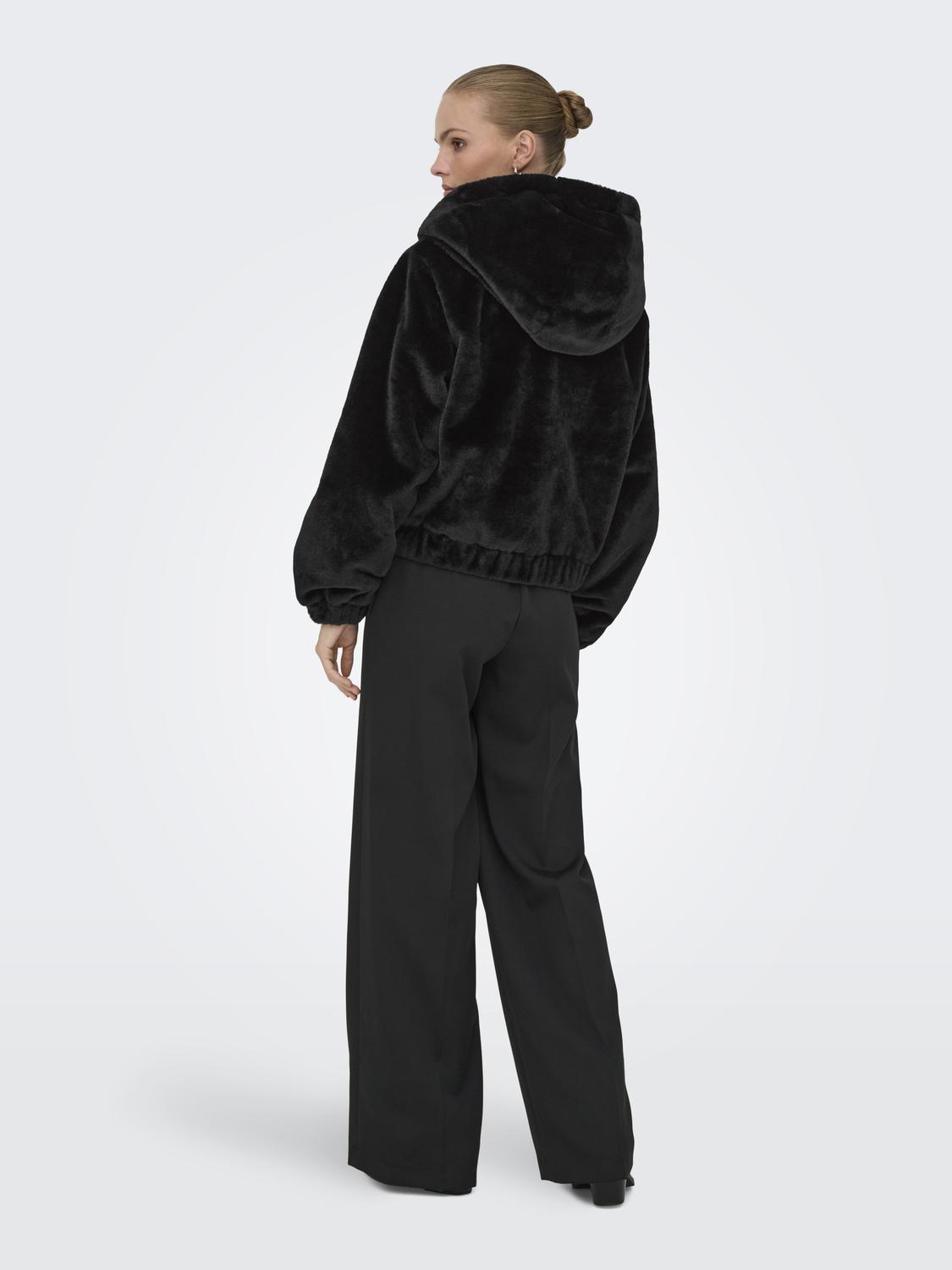 Casaco YOLA JDY Black 2