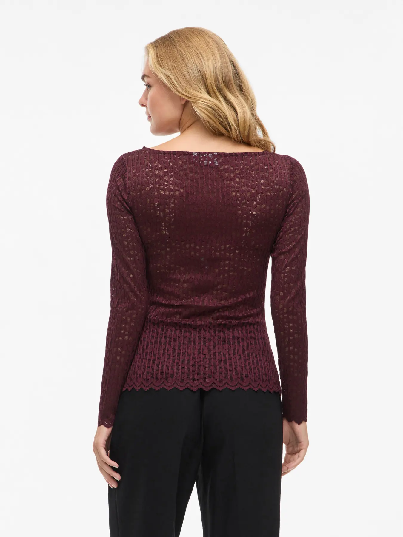 Top ROMINA Vila Fig 1