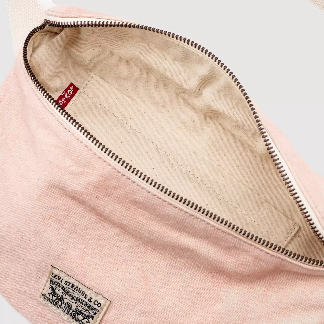 Bolsa DEVON Levi's Pink 2