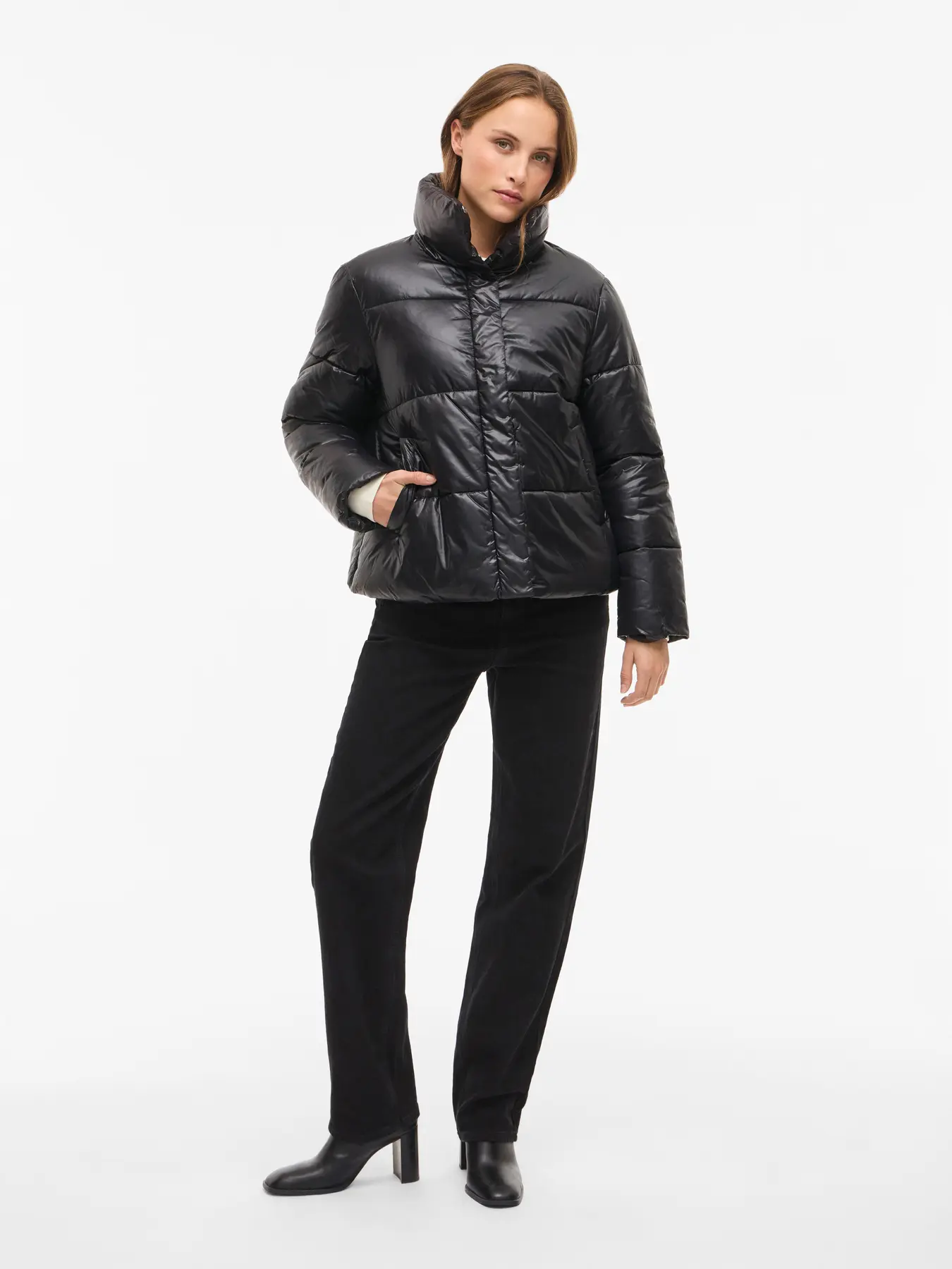 Quispo LIDDA Vila Black 3