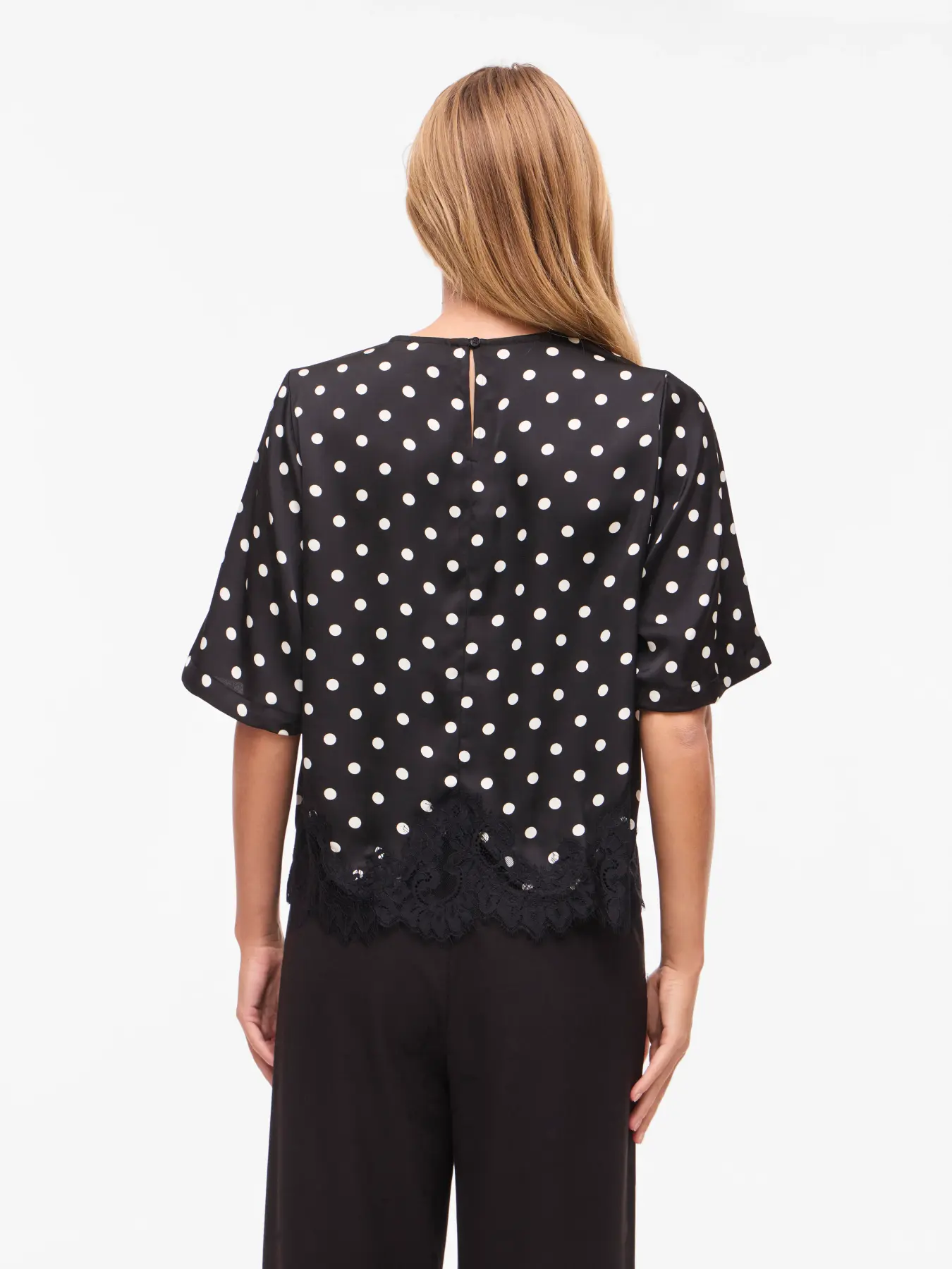 Blusa DOTA Vila Black 1