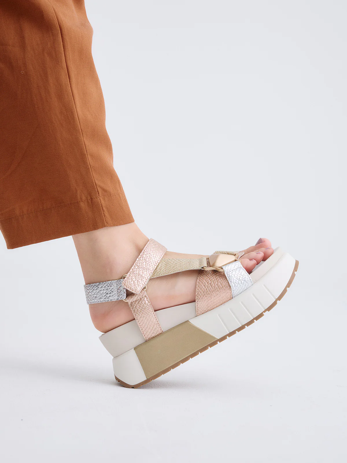 Sandálias OLIVIA-934 Exé Gold Silver 3