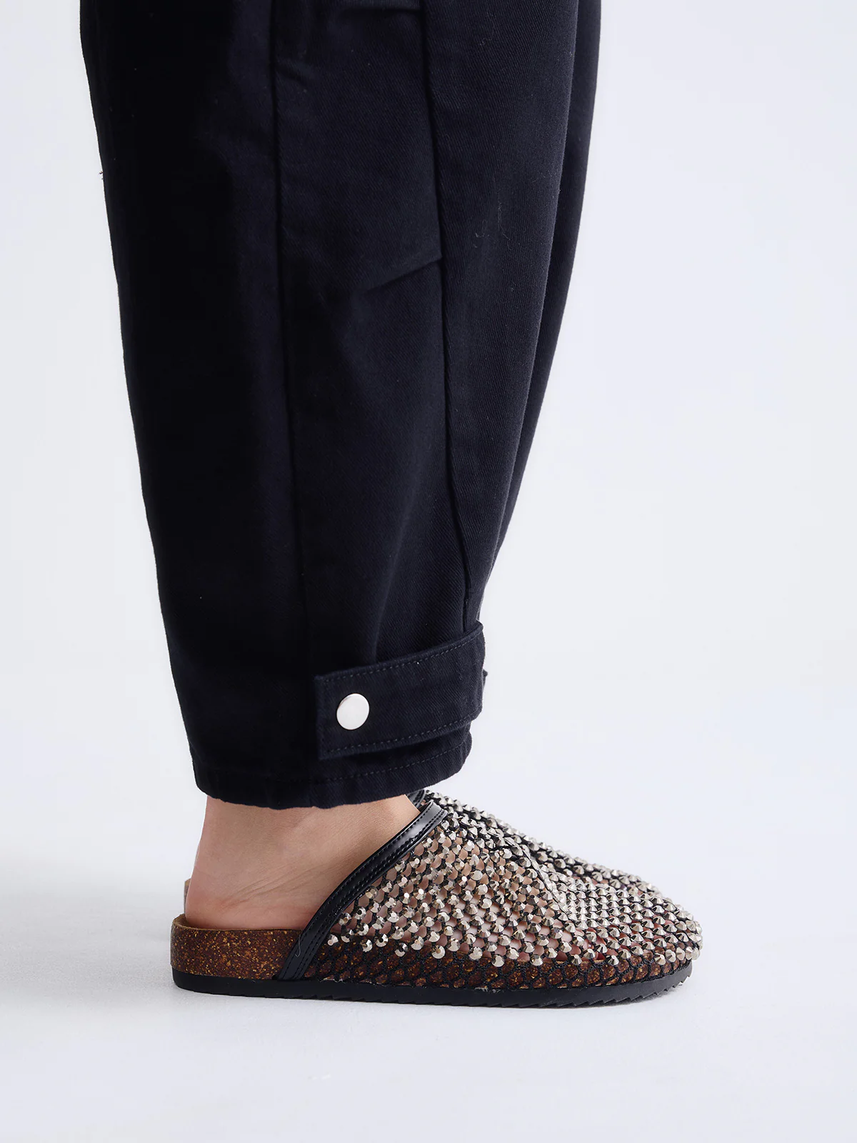 Mules YB25C8-1 Exé Black 5