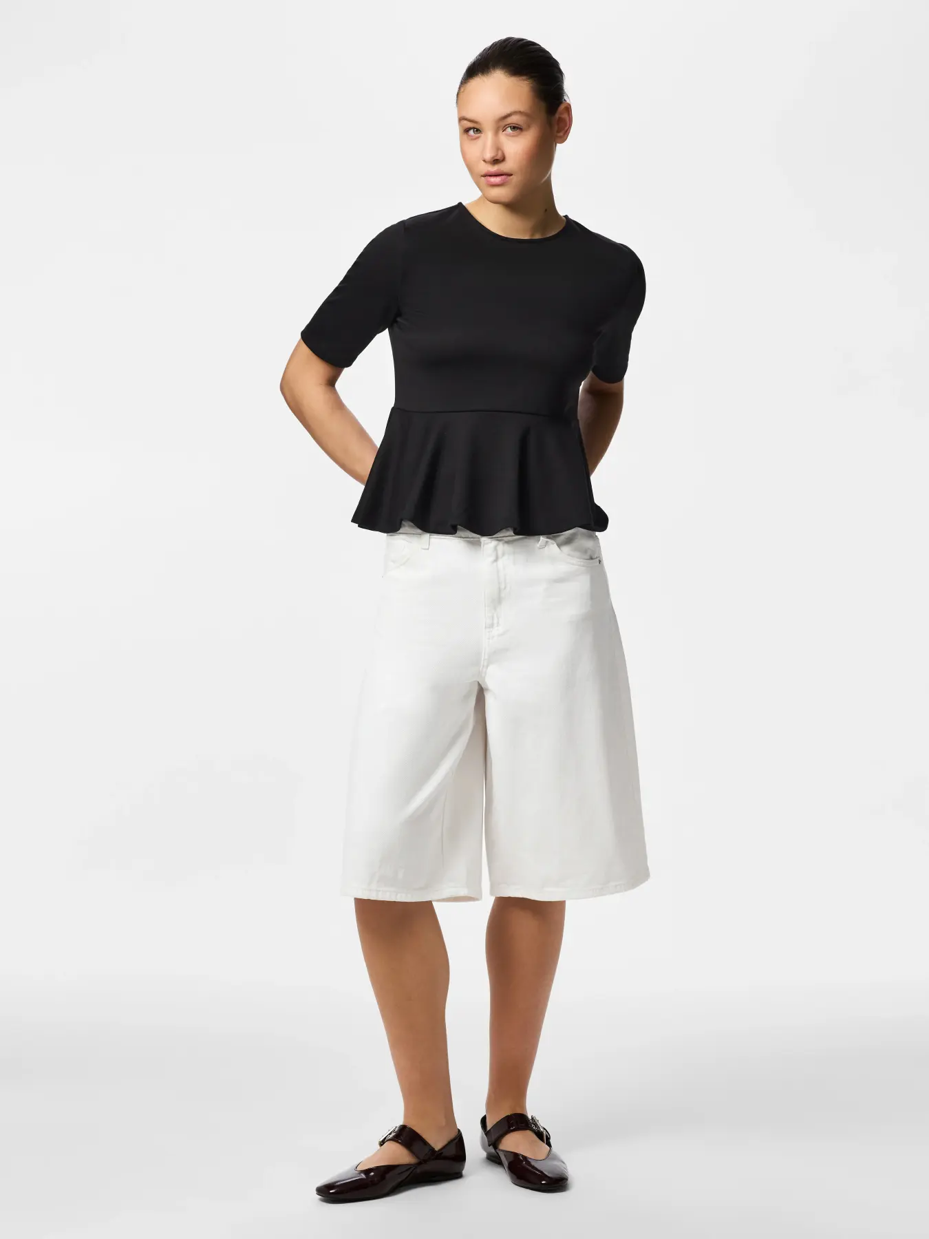 Top ALISA Pieces Black 3