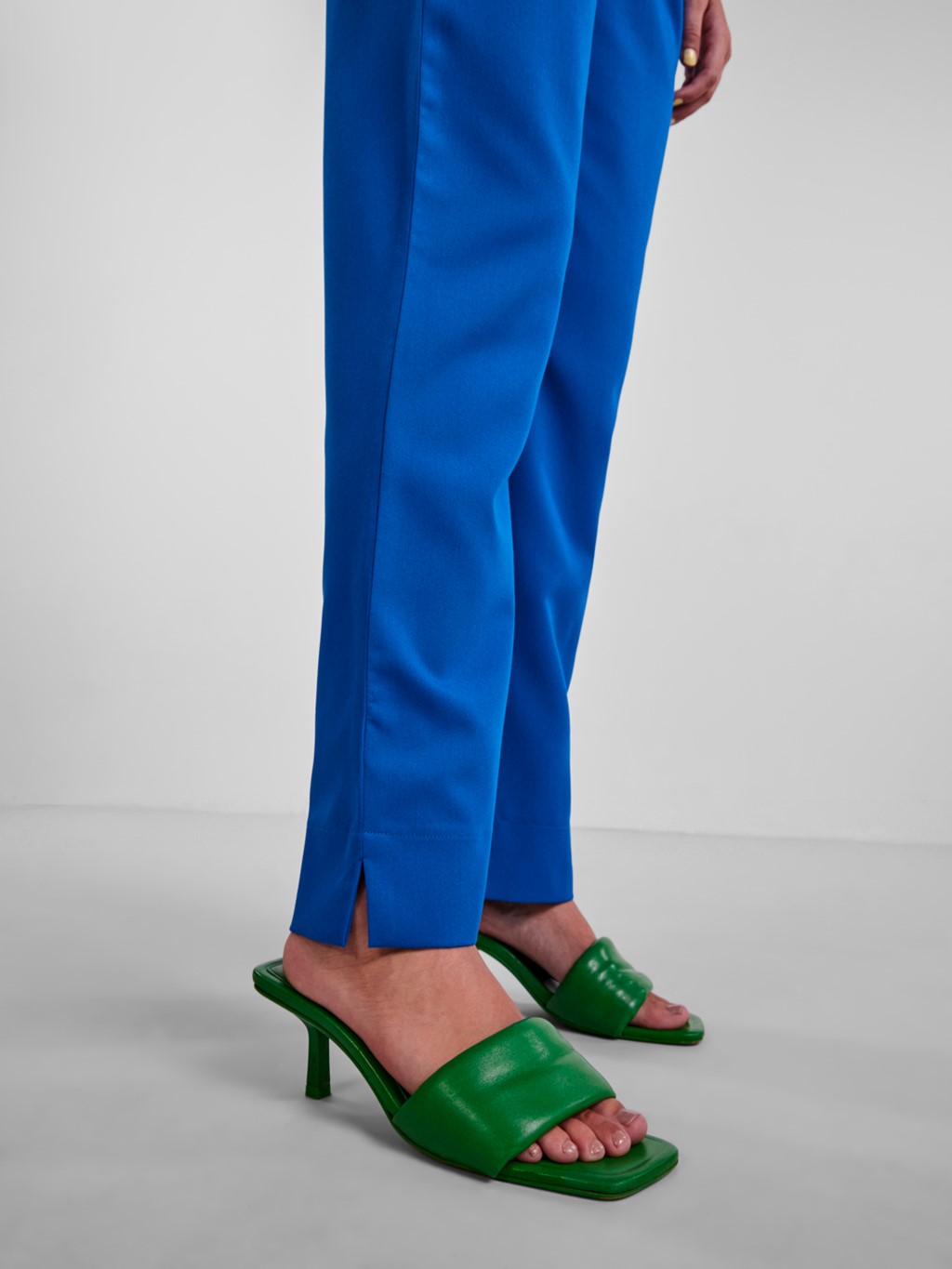 Calça PCAMELIE Pieces  2