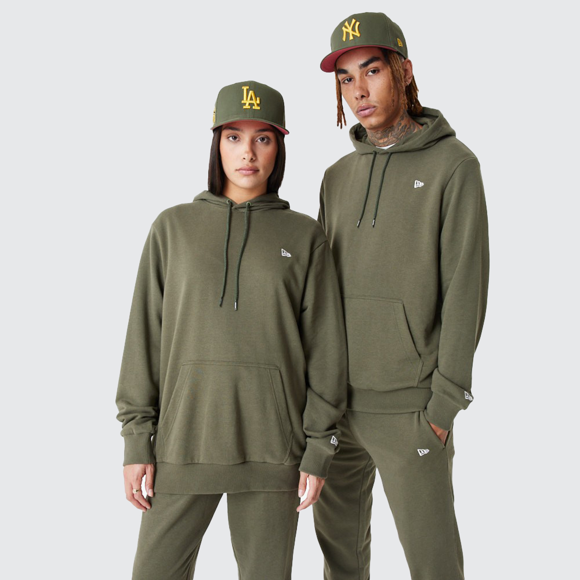 Sweat Essentials New Era 0