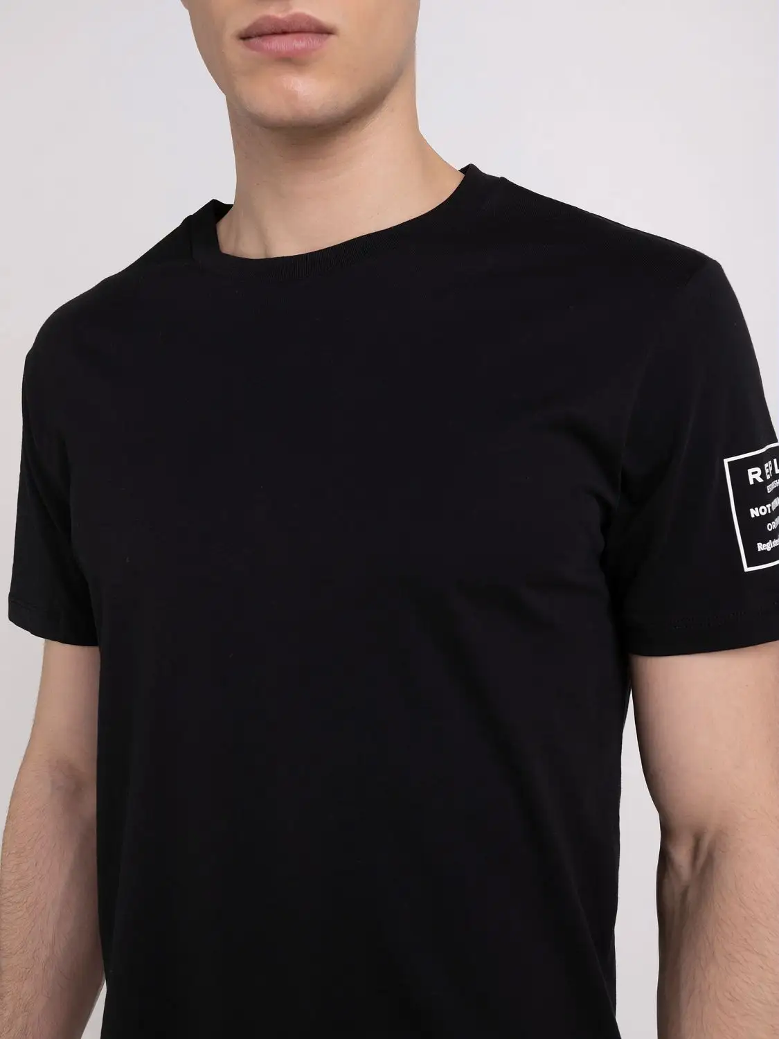 T-shirt M6651 Replay 5