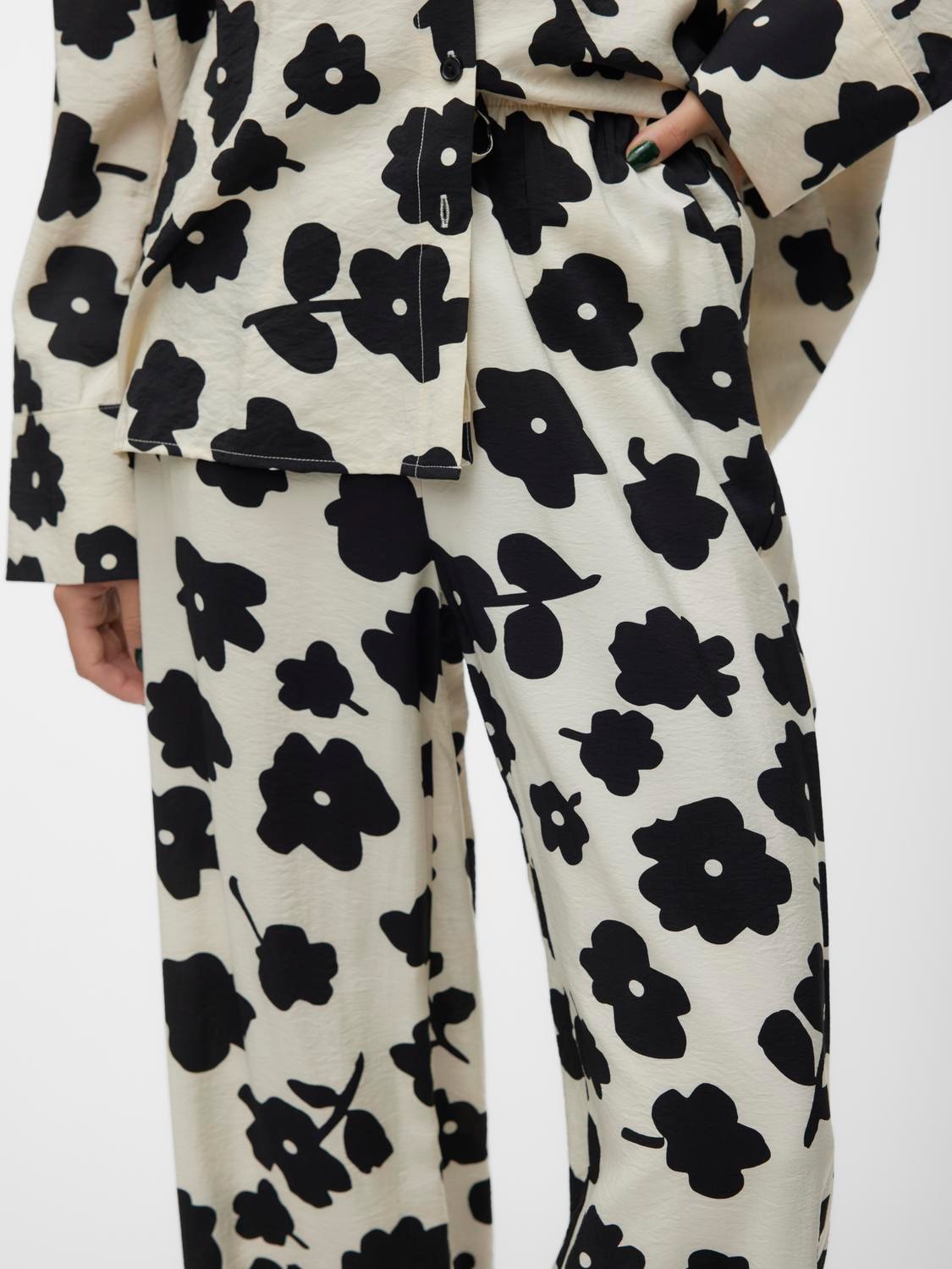 Calça VMJESSA Veromoda 2