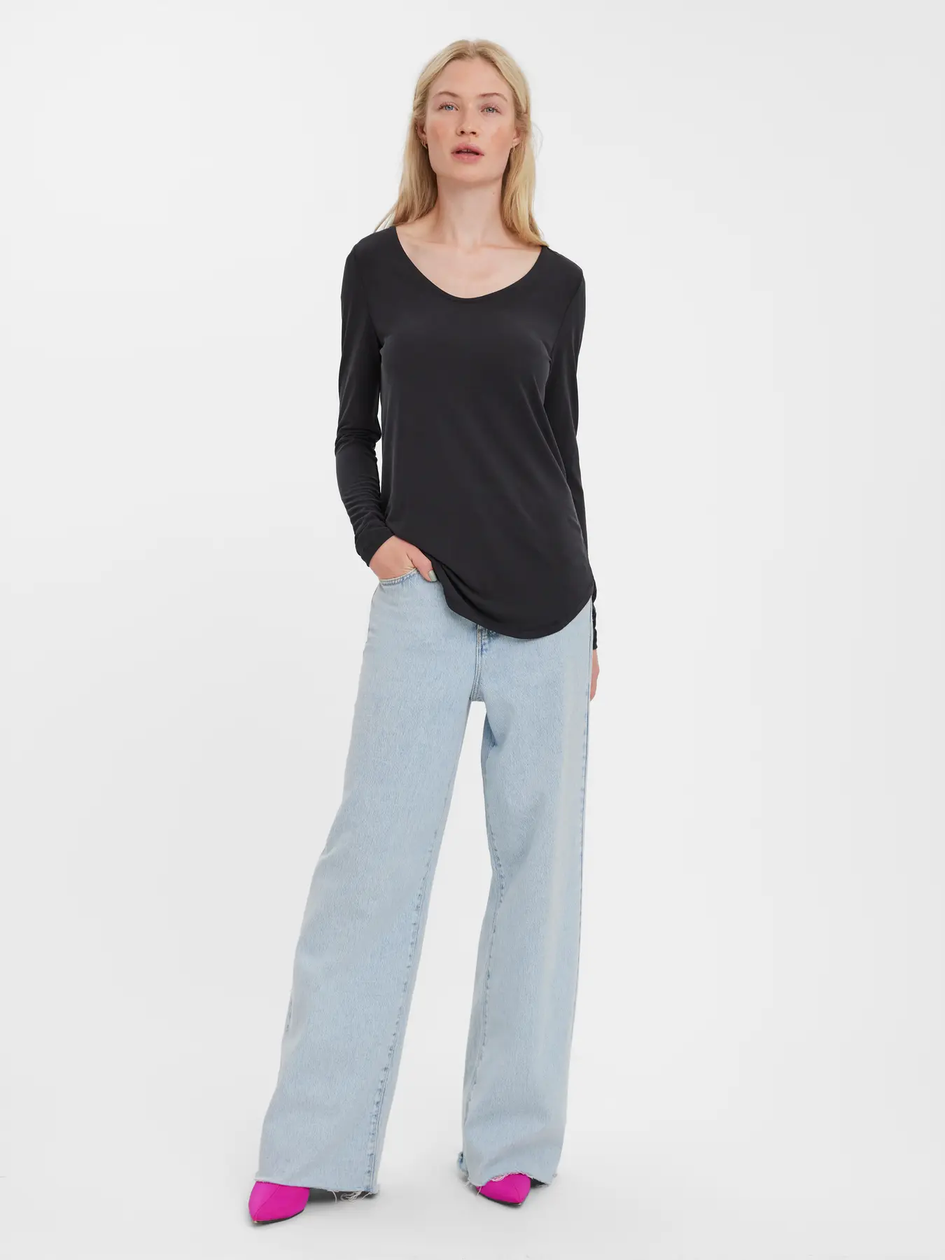 Top VMFILLI Veromoda Black 2